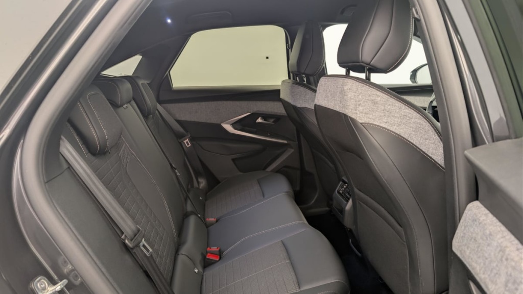 PEUGEOT 3008 HYBRID 136 E-DCS6 ALLURE - ref: 1-368090 - Photo 10