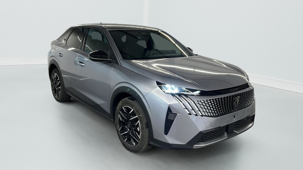 PEUGEOT 3008 Hybrid 136 e-DCS6 Allure - ref: 1-368093 - Photo 1