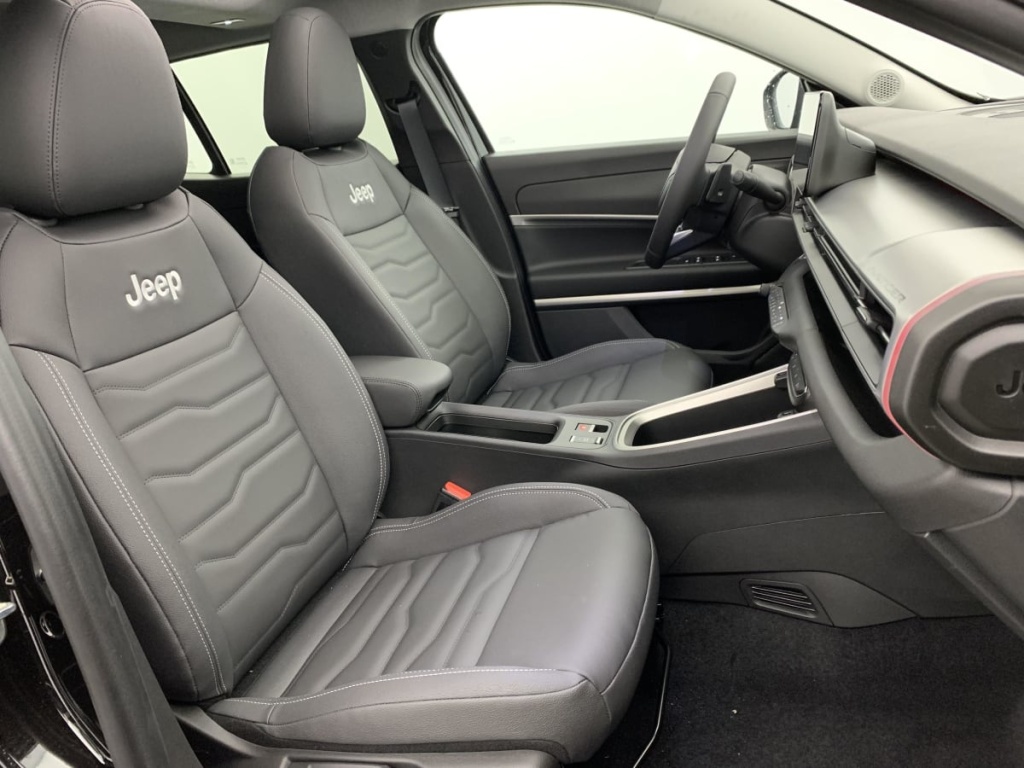 JEEP Avenger 1.2 Turbo T3 110 ch e-Hybrid BVR6 Summit - ref: 1-368140 - Photo 9