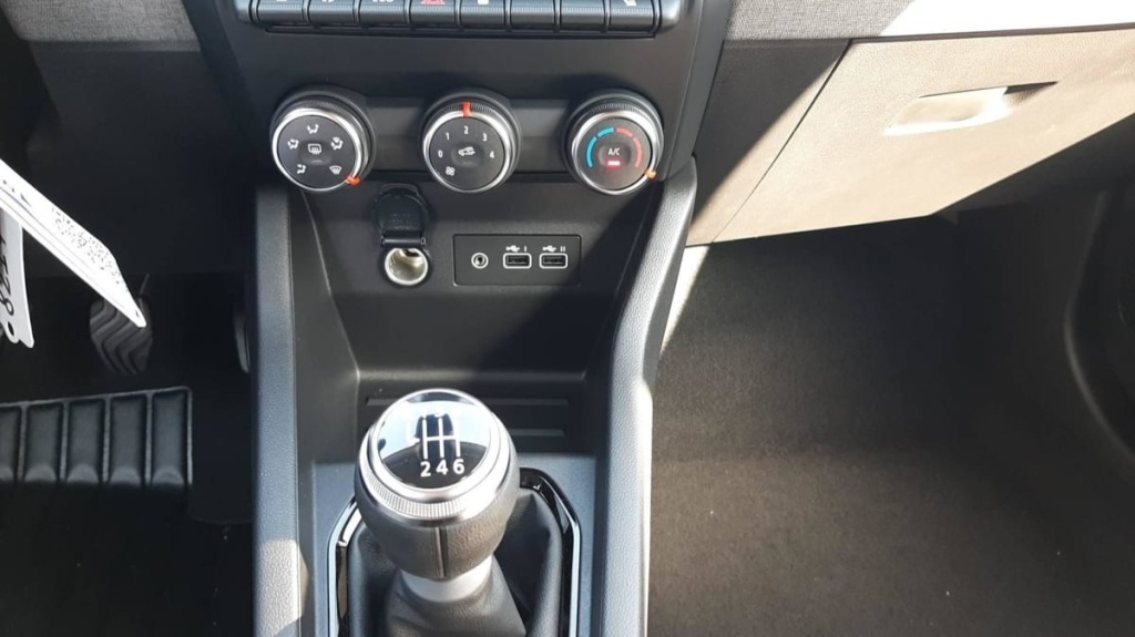 RENAULT Clio TCE 90 CH GSR2 EVOLUTION - ref: 1-368287 - Photo 17