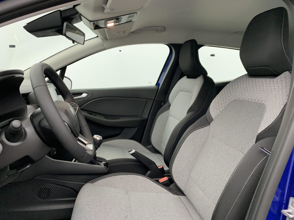 RENAULT Clio TCE 90 CH GSR2 EVOLUTION - ref: 1-368308 - Photo 17