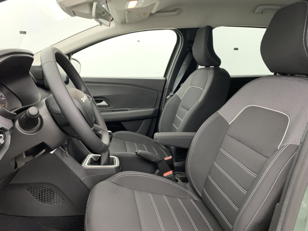 DACIA Jogger TCe 110 7 places GSR2 Expression - ref: 1-368450 - Photo 18