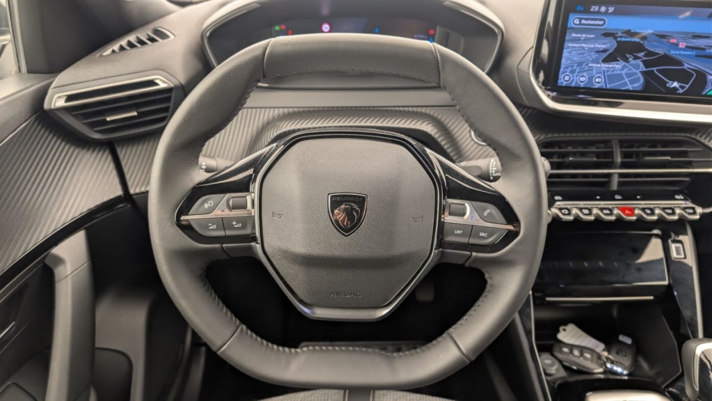 PEUGEOT 2008 100 S S BVM6 Allure - ref: 1-368867 - Photo 14