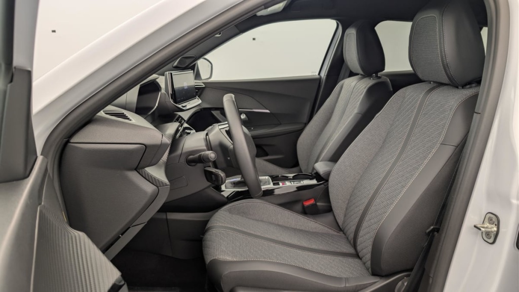 PEUGEOT 2008 100 S S BVM6 Allure - ref: 1-368884 - Photo 16