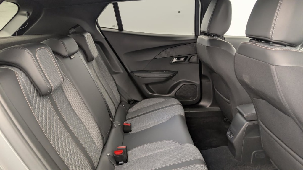 PEUGEOT 2008 100 S S BVM6 Allure - ref: 1-368891 - Photo 10