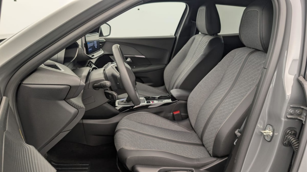 PEUGEOT 2008 100 S S BVM6 Allure - ref: 1-368891 - Photo 16