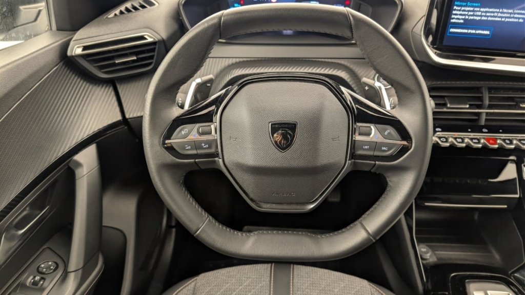 PEUGEOT 2008 Hybrid 136 e-DCS6 Allure - ref: 1-368968 - Photo 14