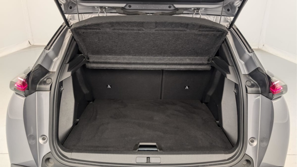 PEUGEOT 2008 Hybrid 136 e-DCS6 Allure - ref: 1-368975 - Photo 11