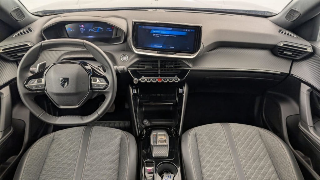PEUGEOT 2008 Hybrid 136 e-DCS6 Allure - ref: 1-368975 - Photo 13