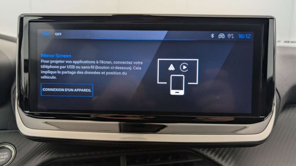 PEUGEOT 2008 Hybrid 136 e-DCS6 Allure - ref: 1-368975 - Photo 19