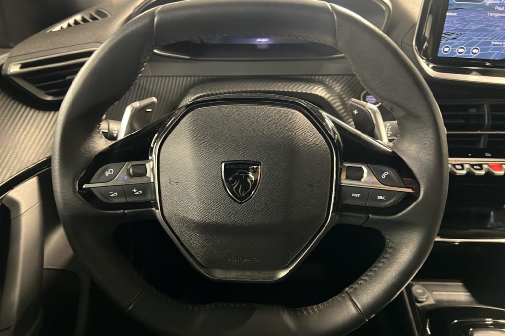 PEUGEOT 2008 Hybrid 136 e-DCS6 Allure - ref: 1-368994 - Photo 14
