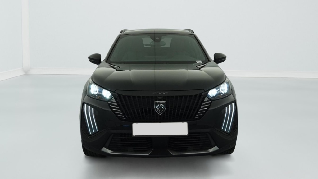 PEUGEOT 2008 Hybrid 136 e-DCS6 Allure - ref: 1-368996 - Photo 2