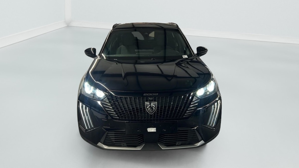 PEUGEOT 2008 Hybrid 136 e-DCS6 Allure - ref: 1-369015 - Photo 2