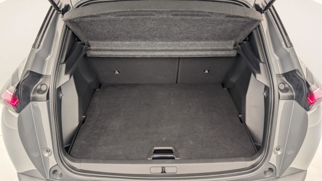 PEUGEOT 2008 Hybrid 136 e-DCS6 Allure - ref: 1-369034 - Photo 11