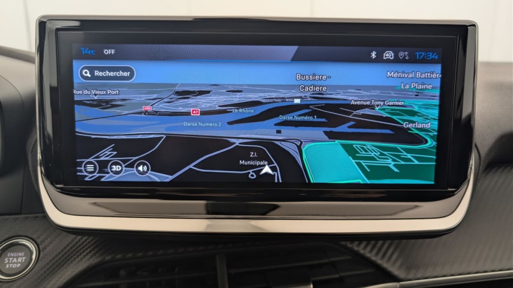 PEUGEOT 2008 Hybrid 136 e-DCS6 Allure - ref: 1-369049 - Photo 18