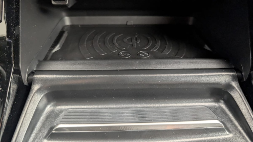 PEUGEOT 2008 Hybrid 136 e-DCS6 Allure - ref: 1-369049 - Photo 20