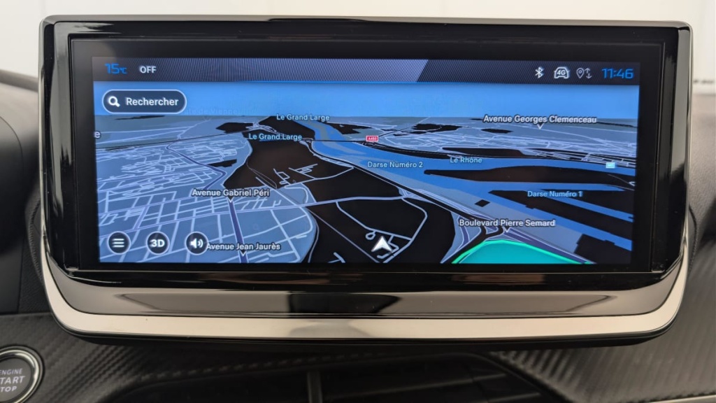 PEUGEOT 2008 Hybrid 136 e-DCS6 Allure - ref: 1-369096 - Photo 18