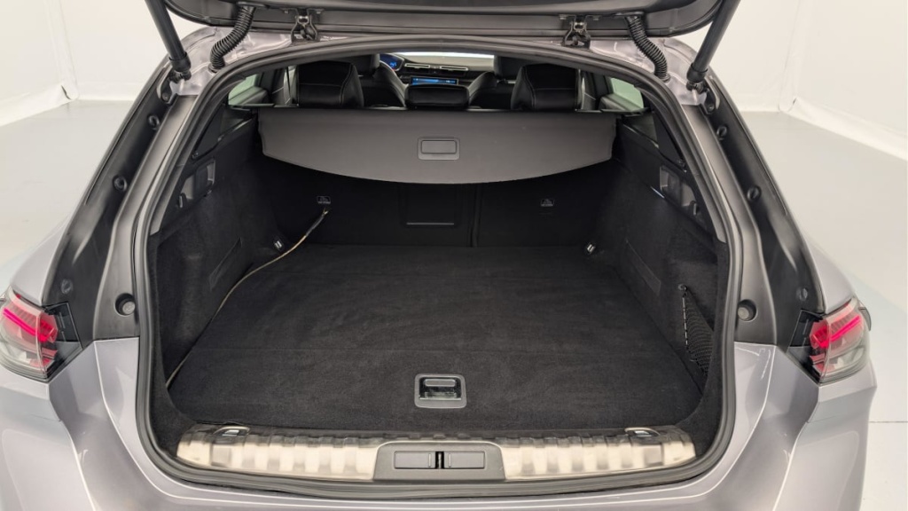 PEUGEOT 508 SW Hybrid 225 e-EAT8 Allure - ref: 1-369113 - Photo 11