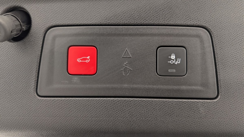 PEUGEOT 508 SW Hybrid 225 e-EAT8 Allure - ref: 1-369114 - Photo 20