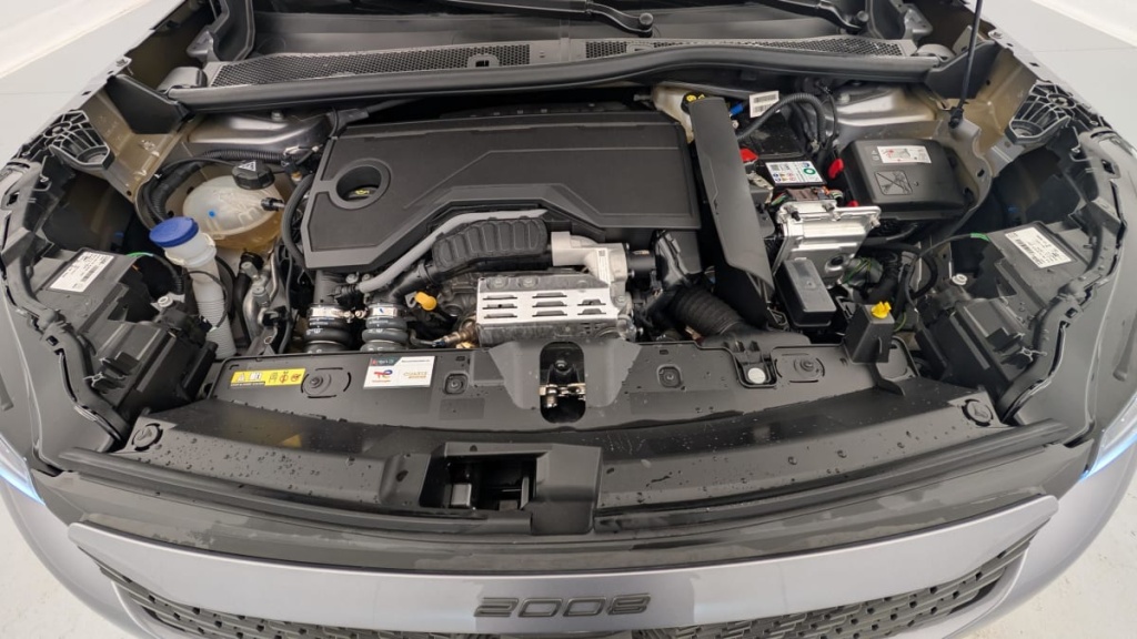 PEUGEOT 2008 Hybrid 136 e-DCS6 Style - ref: 1-369129 - Photo 16