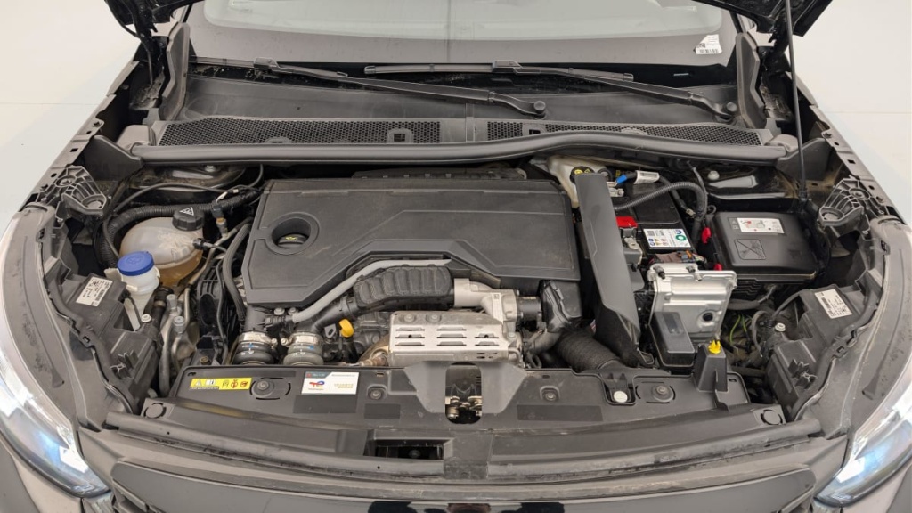 PEUGEOT 2008 Hybrid 136 e-DCS6 Style - ref: 1-369134 - Photo 19