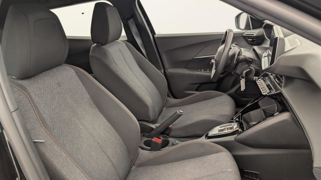 PEUGEOT 2008 Hybrid 136 e-DCS6 Style - ref: 1-369134 - Photo 9