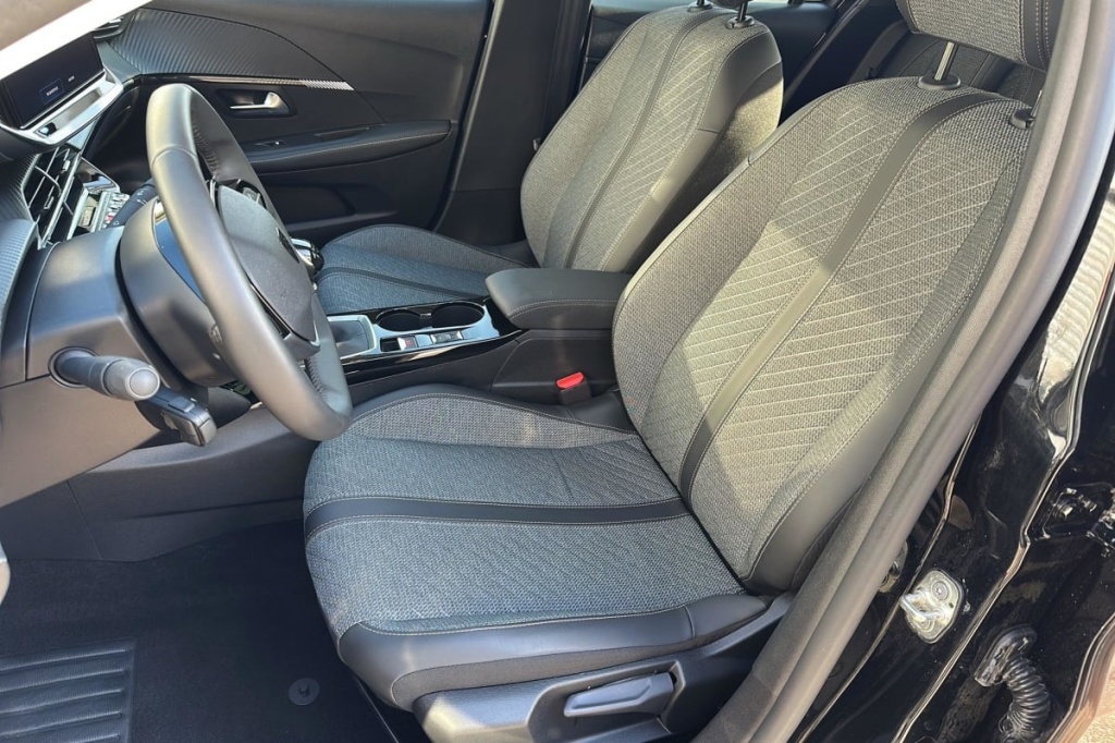 PEUGEOT 208 100 S S BVM6 Allure - ref: 1-369332 - Photo 9