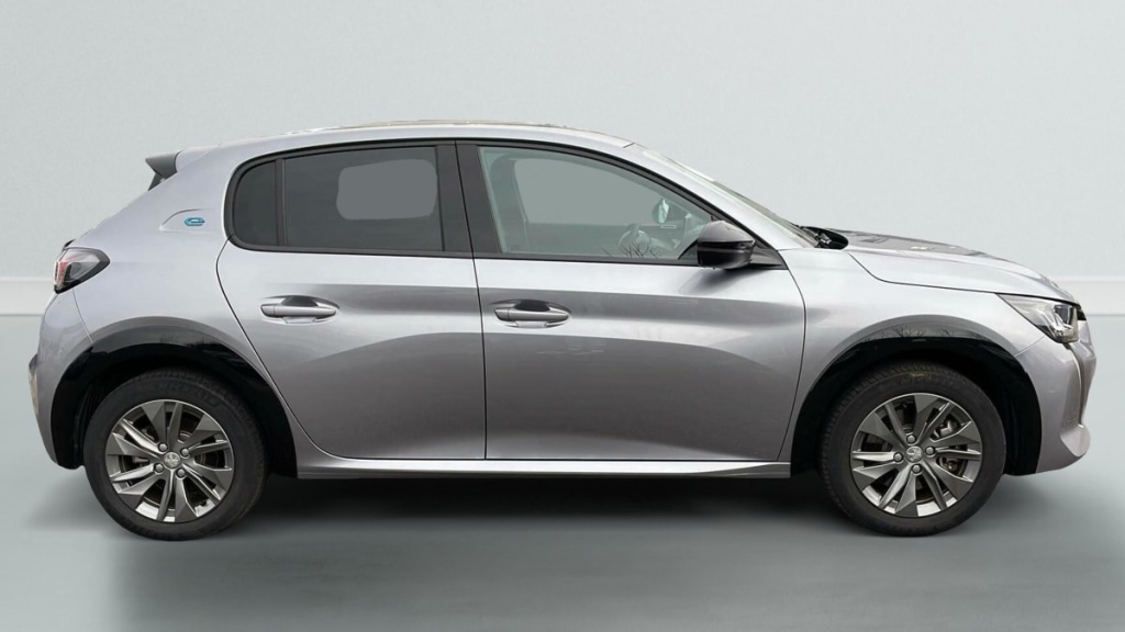 PEUGEOT 208 50 KWH 136CH ALLURE - ref: 1-369333 - Photo 8