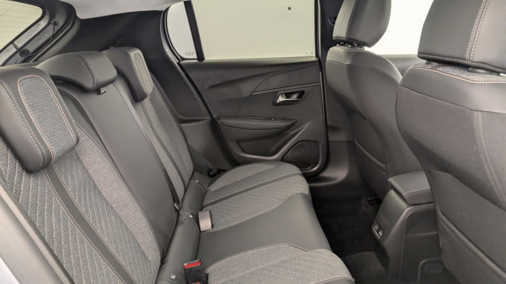 PEUGEOT 208 Hybrid 100 e-DCS6 Allure - ref: 1-369347 - Photo 10