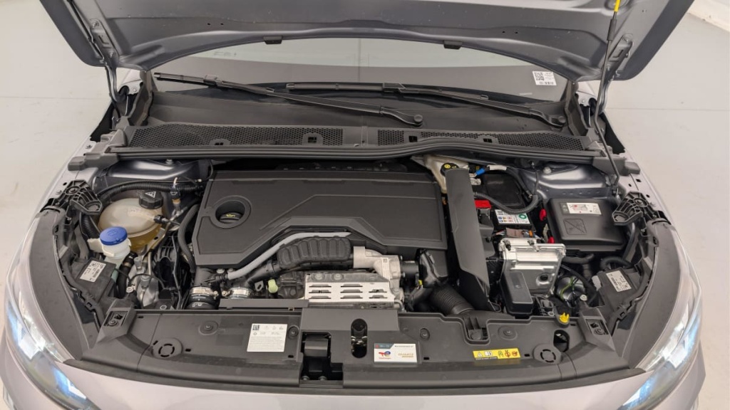 PEUGEOT 208 Hybrid 100 e-DCS6 Allure - ref: 1-369349 - Photo 20