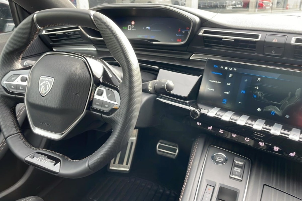 PEUGEOT 508 Hybrid 225 e-EAT8 GT - ref: 1-369356 - Photo 15