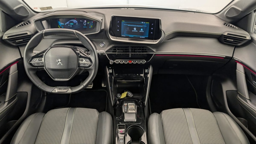 PEUGEOT 208 50 KWH 136CH GT - ref: 1-369363 - Photo 13