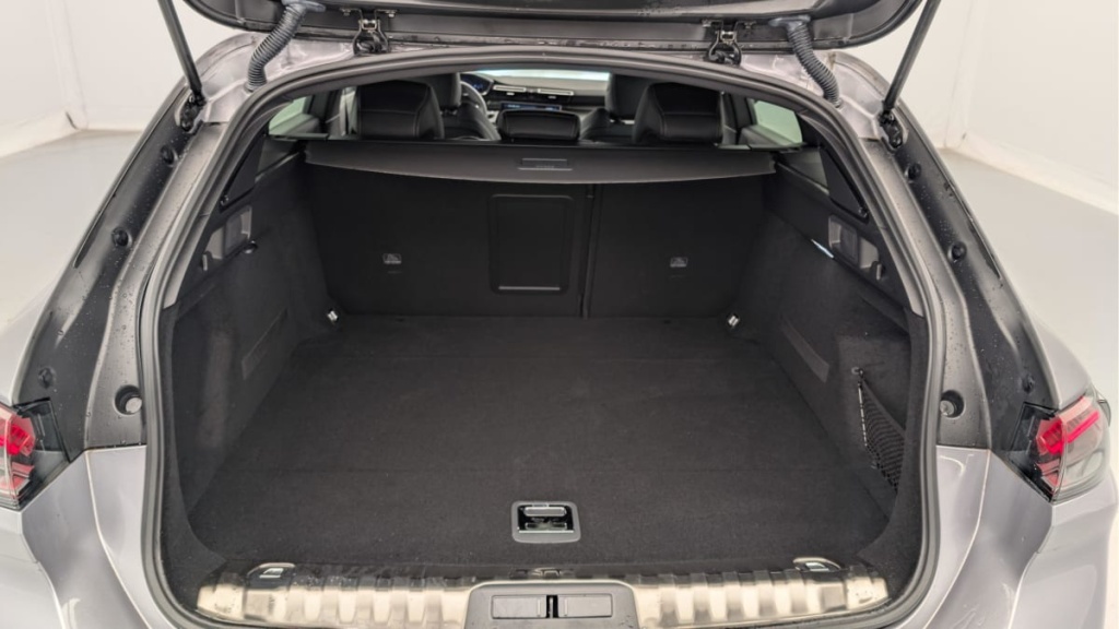 PEUGEOT 508 SW Hybrid 180 e-EAT8 Allure - ref: 1-369368 - Photo 11