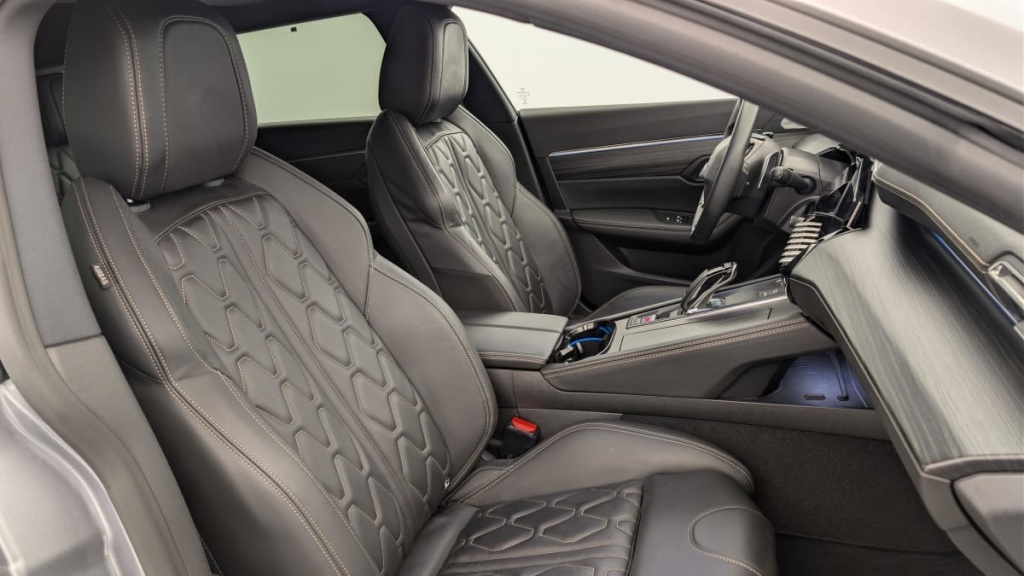 PEUGEOT 508 SW PureTech 130 ch S S EAT8 GT Pack - ref: 1-369370 - Photo 9