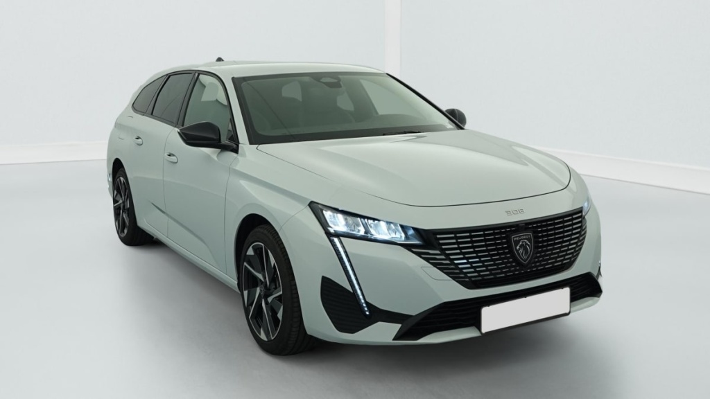 PEUGEOT 308 SW Hybrid 145 e-DCS6 Allure - ref: 1-369441 - Photo 1