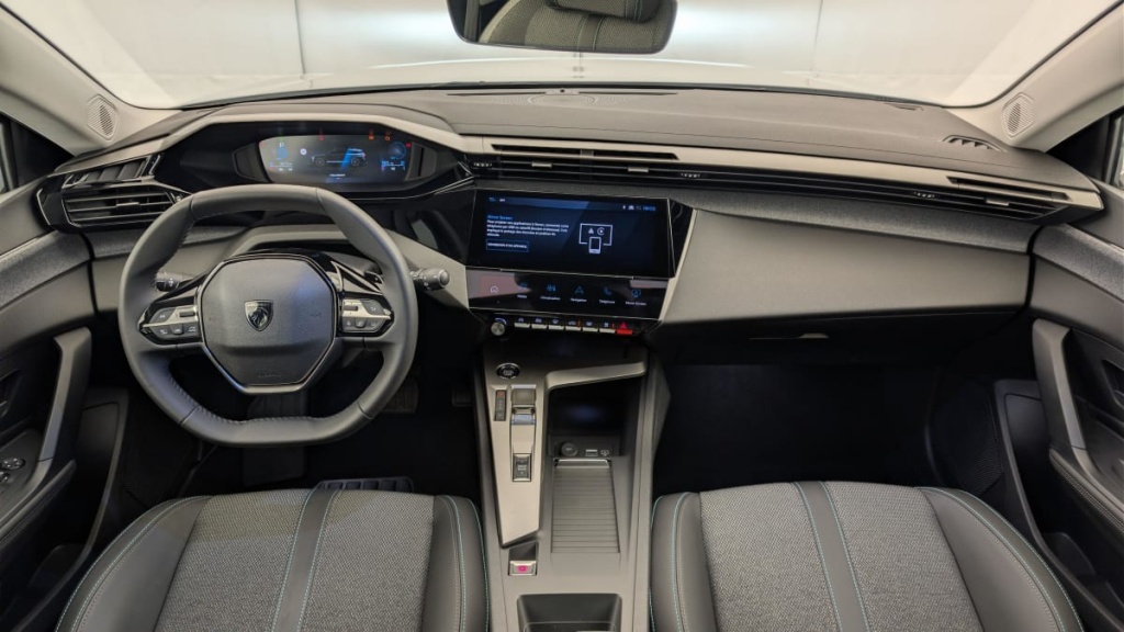 PEUGEOT 308 SW Hybrid 145 e-DCS6 Allure - ref: 1-369441 - Photo 13