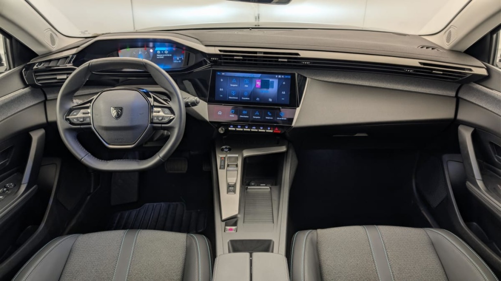 PEUGEOT 308 SW Hybrid 145 e-DCS6 Allure - ref: 1-369445 - Photo 13