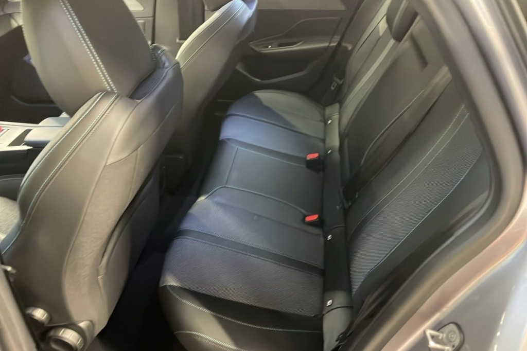 PEUGEOT 308 SW Hybrid 145 e-DCS6 Allure - ref: 1-369450 - Photo 10