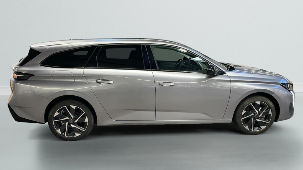 PEUGEOT 308 SW Hybrid 145 e-DCS6 Allure - ref: 1-369450 - Photo 8