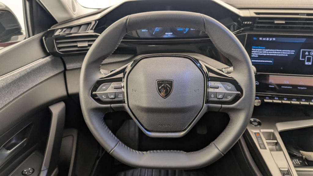 PEUGEOT 308 SW Hybrid 145 e-DCS6 Allure - ref: 1-369488 - Photo 14