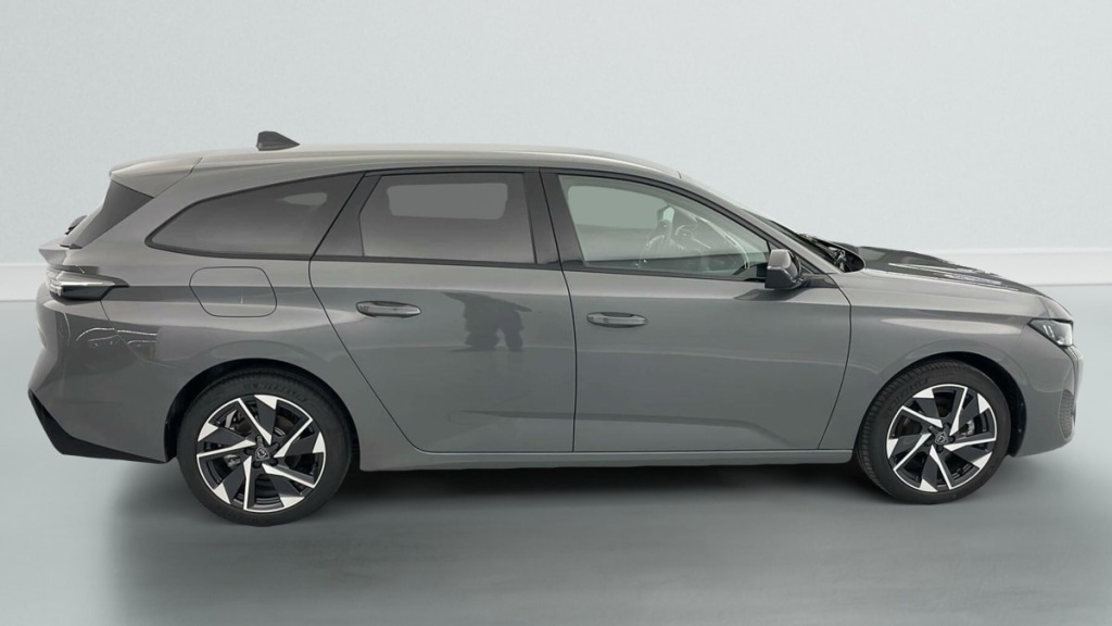 PEUGEOT 308 SW Hybrid 145 e-DCS6 Allure - ref: 1-369492 - Photo 8