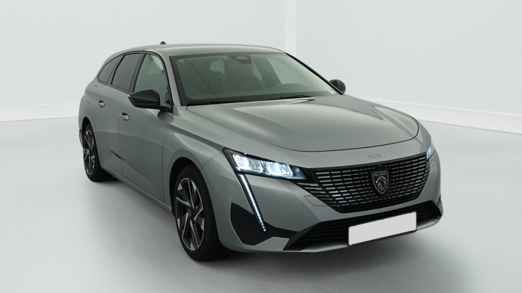 PEUGEOT 308 SW Hybrid 145 e-DCS6 Allure - ref: 1-369497 - Photo 1