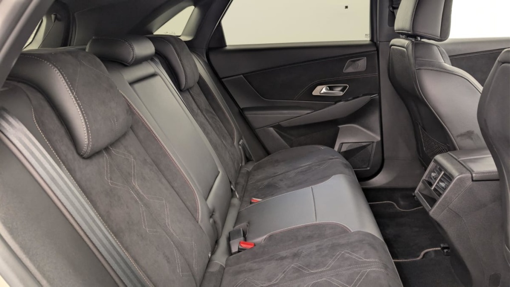 DS DS7 Hybride Rechargeable E-Tense 300 EAT8 4x4 Performance Line + - ref: 1-369544 - Photo 10