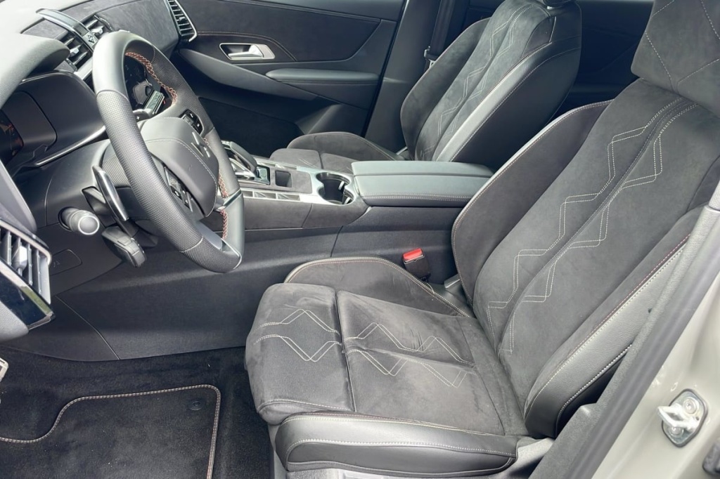 DS DS7 Hybride Rechargeable E-Tense 300 EAT8 4x4 Performance Line + - ref: 1-369545 - Photo 9