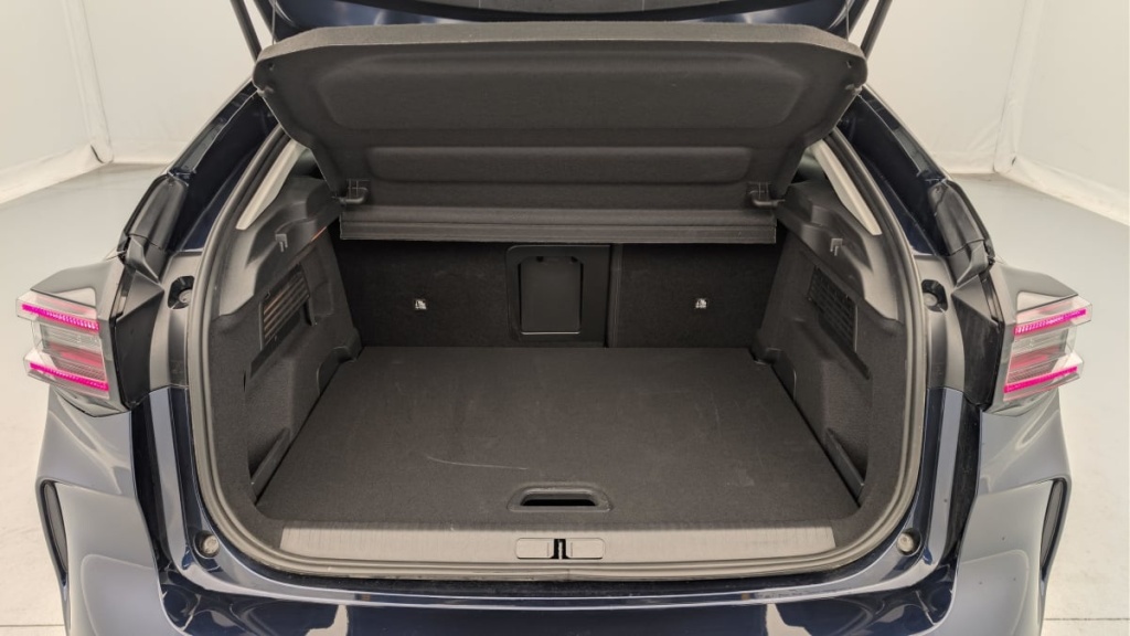 CITROEN C4 Hybride 145 e-DCS6 Max - ref: 1-369554 - Photo 11