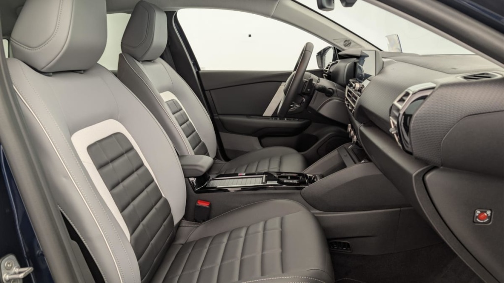 CITROEN C4 Hybride 145 e-DCS6 Max - ref: 1-369554 - Photo 9