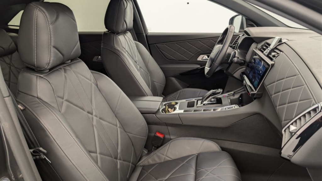 DS DS7 Hybride Rechargeable E-Tense 300 EAT8 4x4 Rivoli - ref: 1-369607 - Photo 9