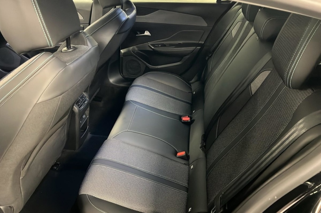 PEUGEOT 308 Hybrid 145 e-DCS6 Allure - ref: 1-369630 - Photo 10