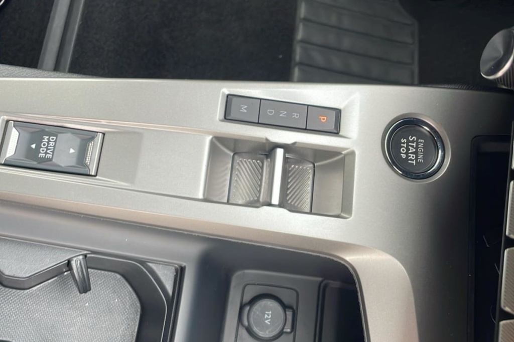 PEUGEOT 308 Hybrid 145 e-DCS6 Allure - ref: 1-369632 - Photo 16