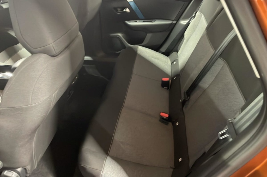 CITROEN E-C4 136 ch Automatique Feel - ref: 1-369644 - Photo 10